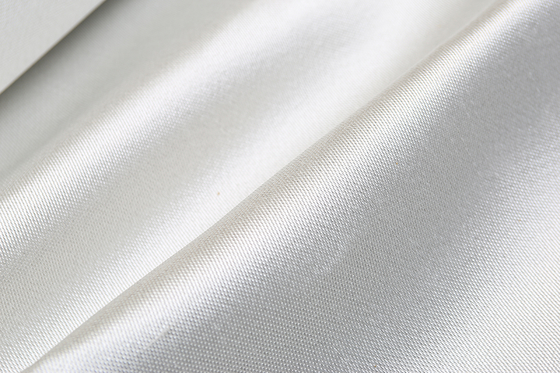 0.275 মিমি স্টাইল 7530 PTFE বেসিক ফাইবারগ্লাস কাপড় EC9 68x2 EC9 33x2x3